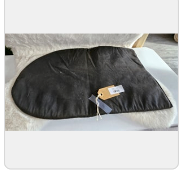 English Saddle Pad – Gel Under Pad, 21" x 12.5" | Used