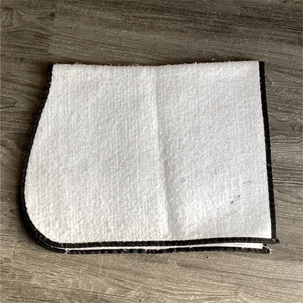 English Saddle Pad – White with Black Trim | Used