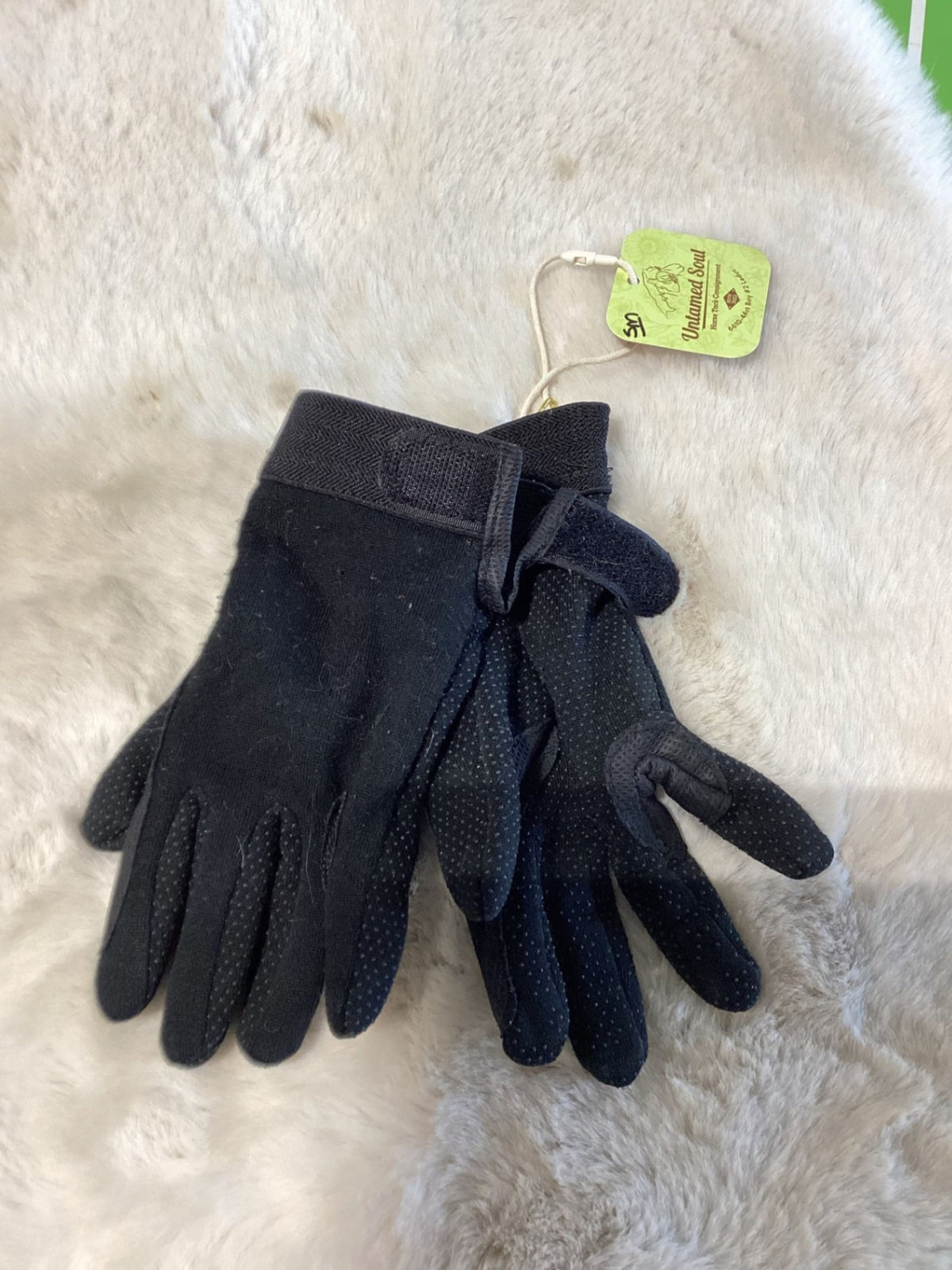 Riding Gloves – English, Kids Small (Small Tear) | Used