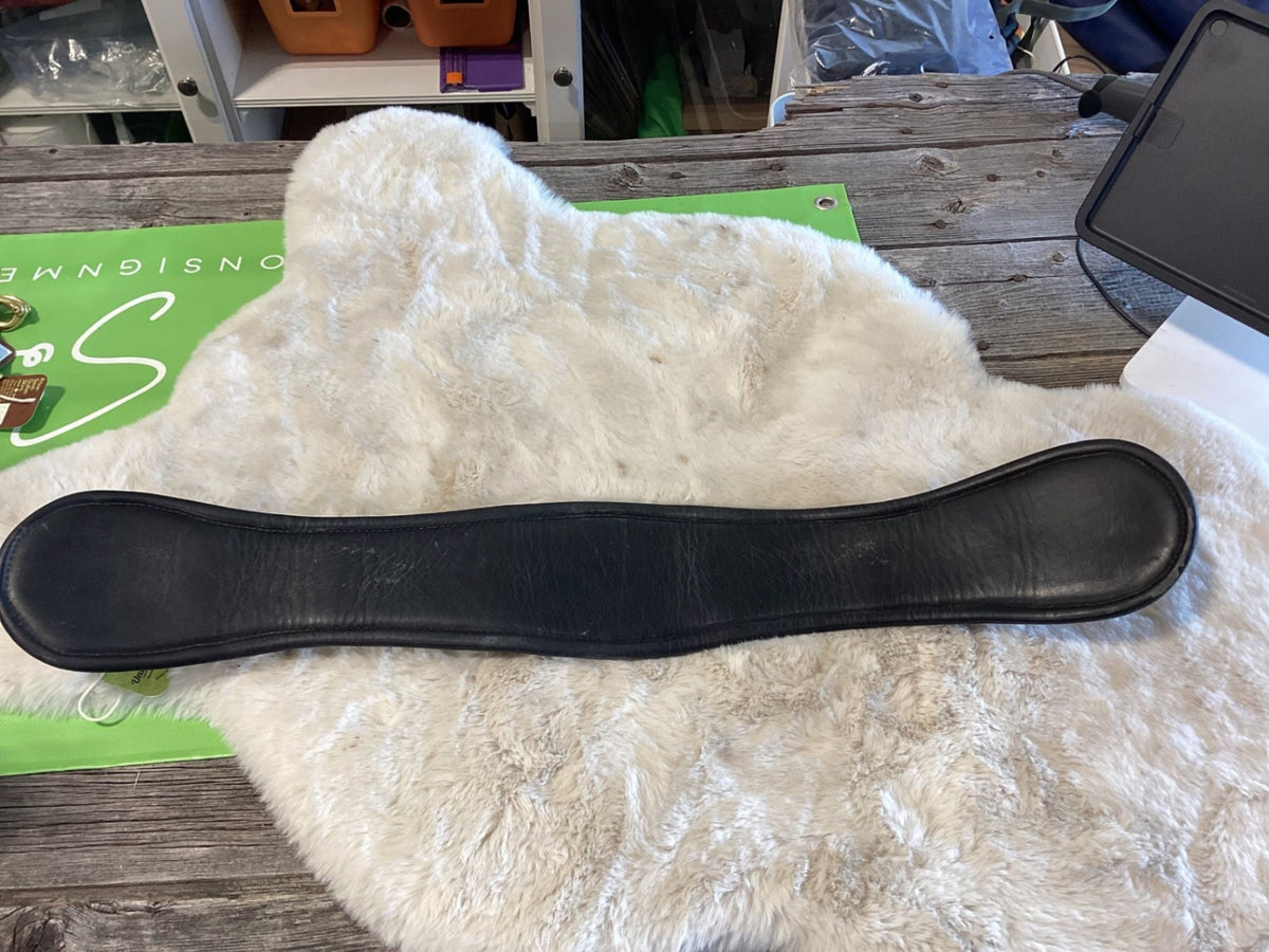 English Girth – Verhan Dressage, Black, 28" | Used