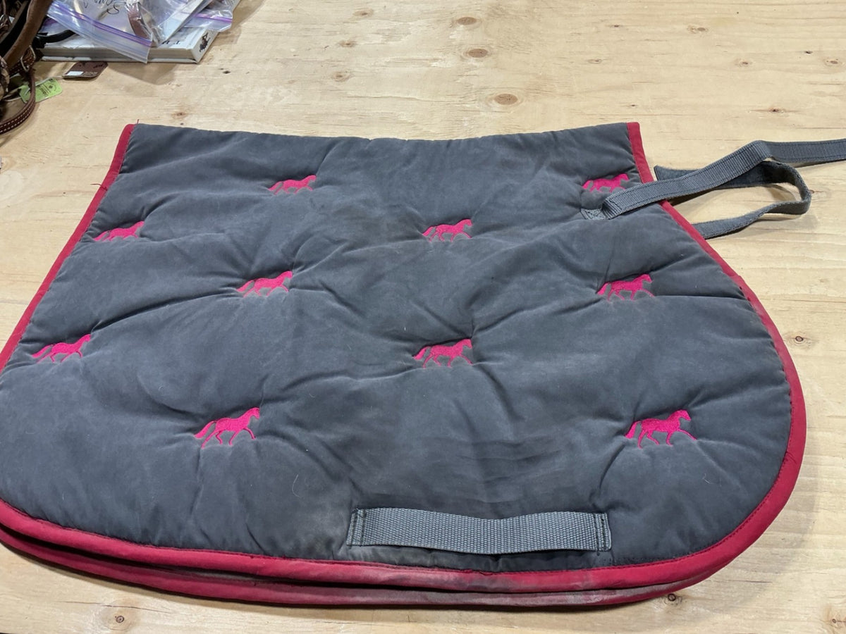 English Saddle Pad – Grey/Pink | Used