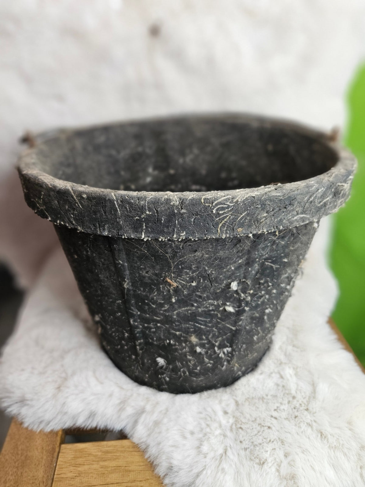Bucket – Black | Used