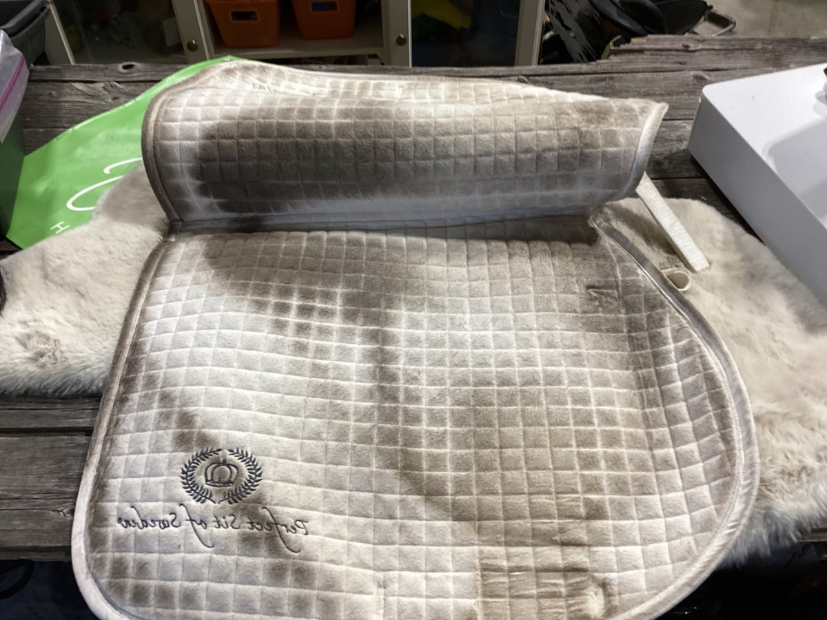 English Saddle Pad – White, Full (B) | Used