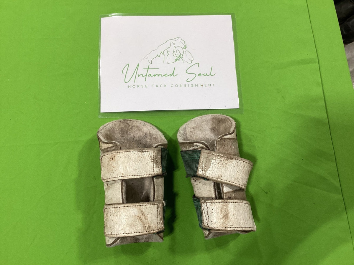 Splint Boots – White | Used