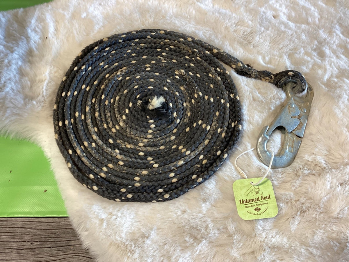 Lunge Line – Black/White Nylon with Clip | Used