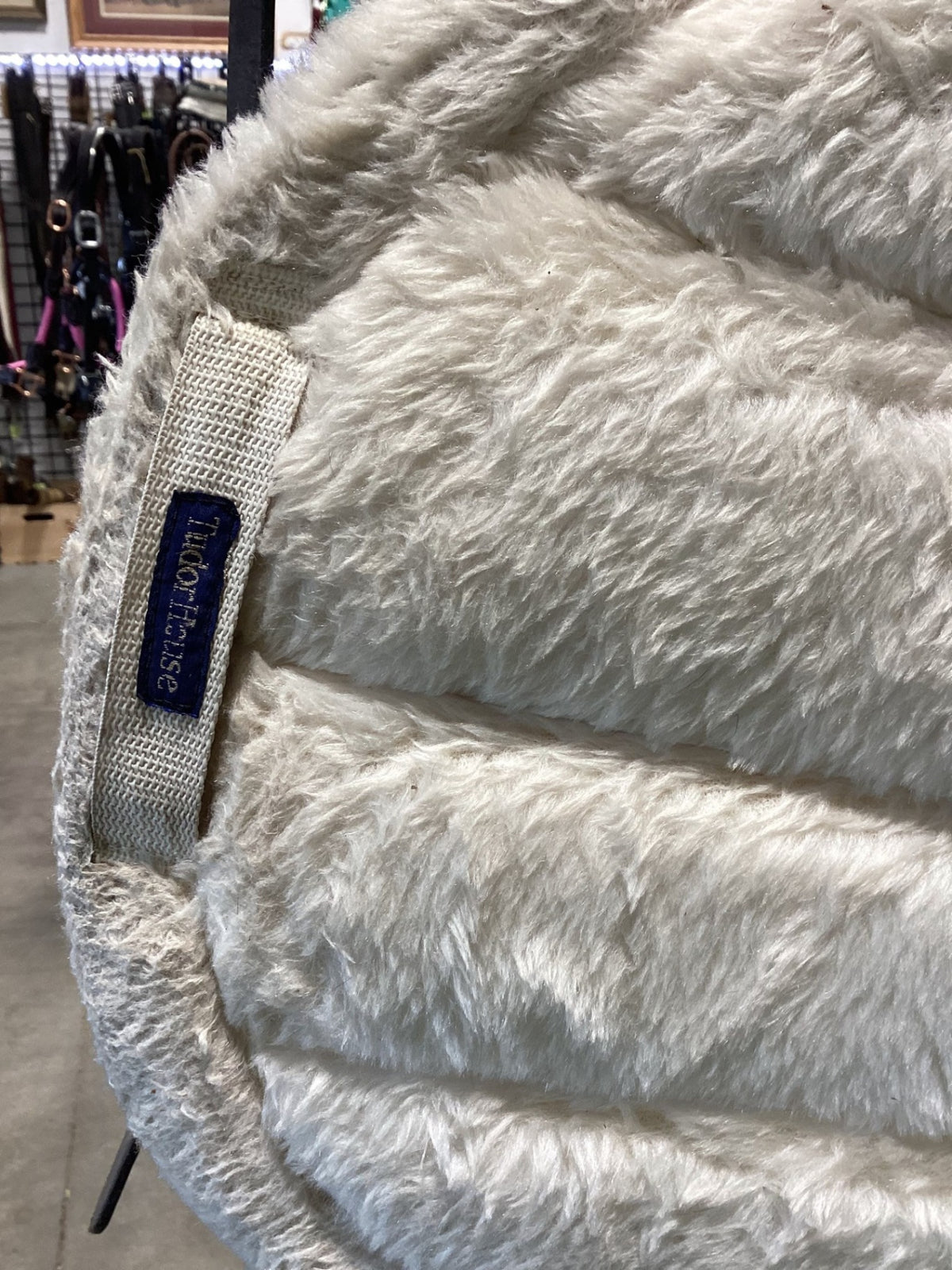 English 1/2 Saddle Pad – White (A) | Used