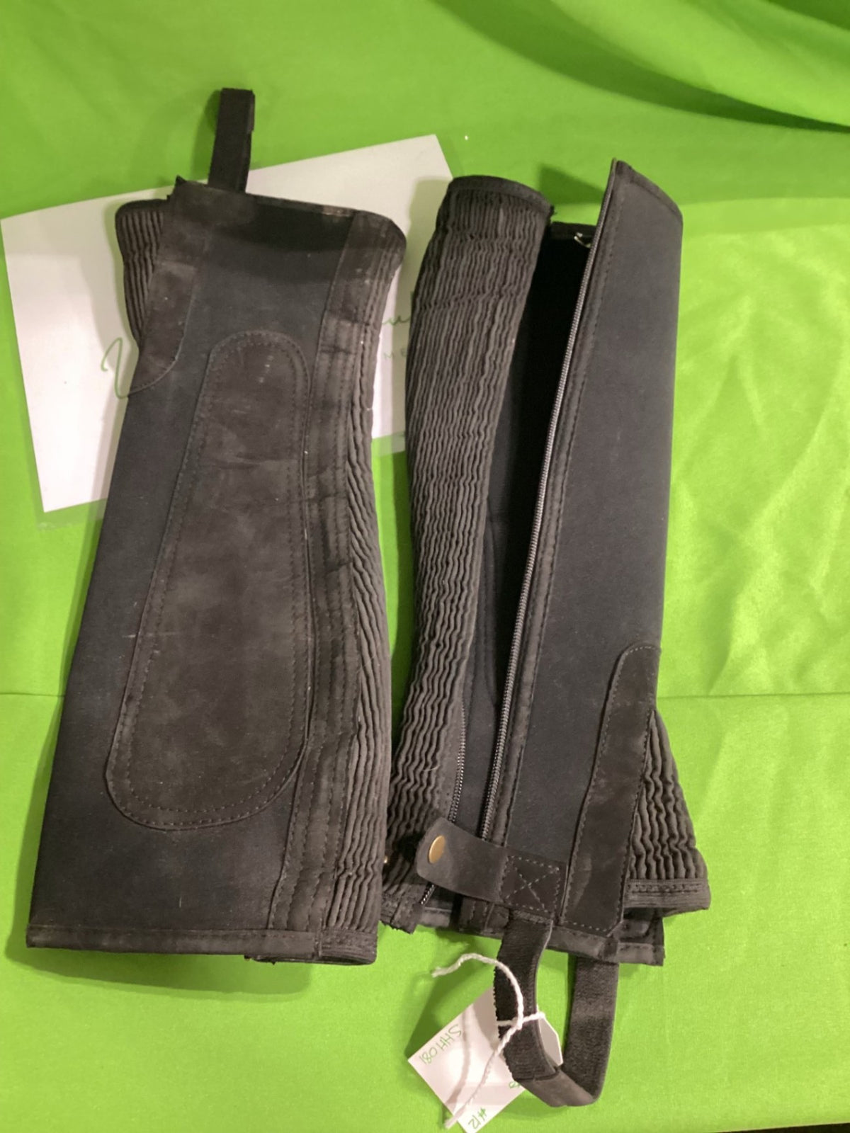 English 1/2 Chaps – XL | Used