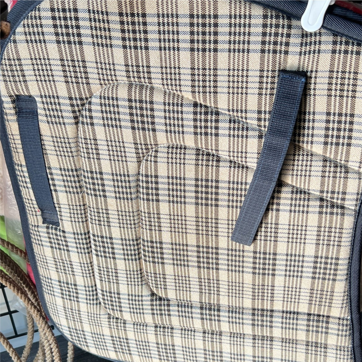 English Saddle Pad – Shedrow, Plaid | Used
