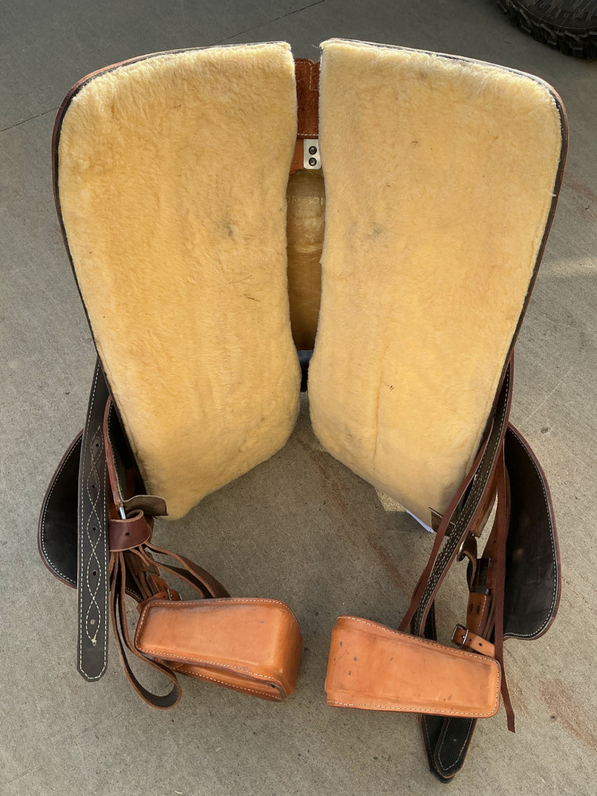 Western Saddle S16" Ortho Flex 