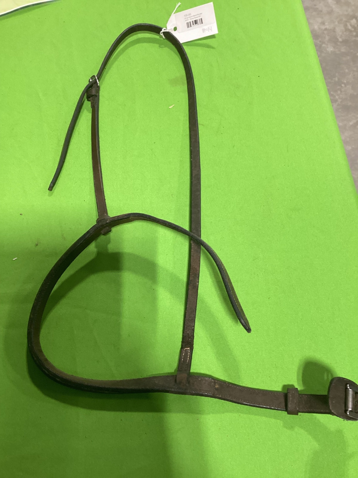 English Tie Down | Used