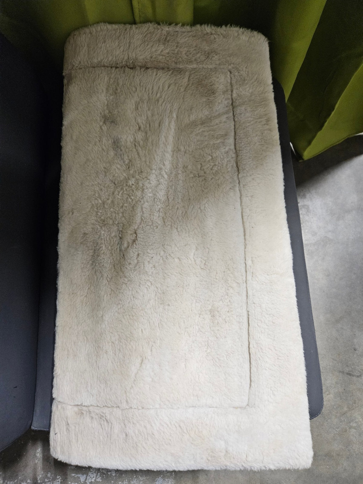 Western Saddle Pad – Fleece, White, 29" x 30" | Used