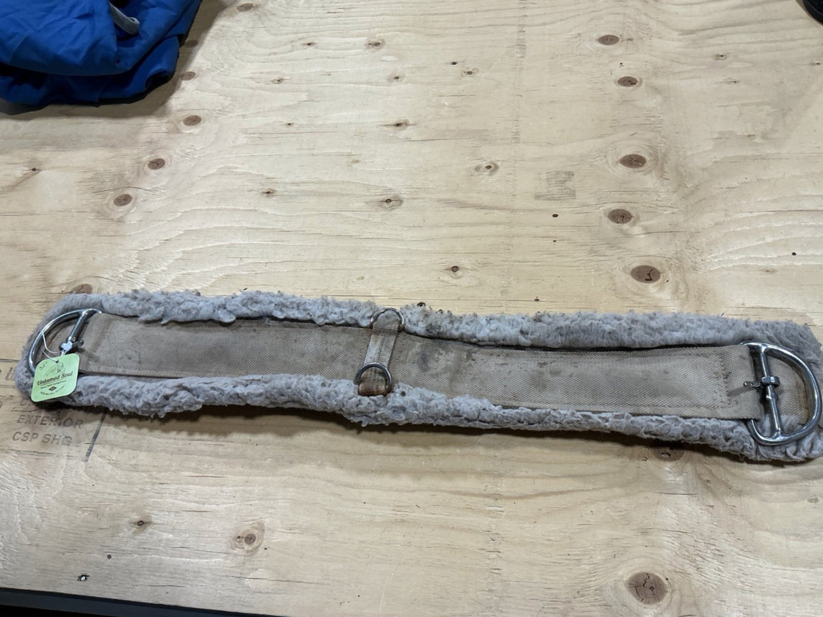 Western Cinch – Fleece, 32" | Used