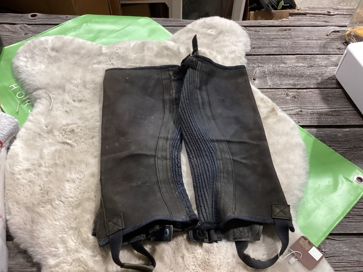 English 1/2 Chaps – Brown, XXL | Used