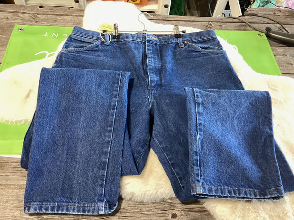 Jeans – Wrangler, 40 x 36 | Used