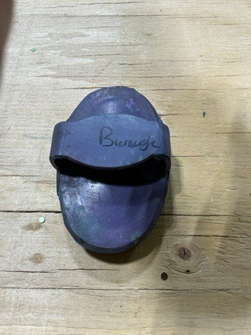 Curry Comb – Rubber, Purple | Used