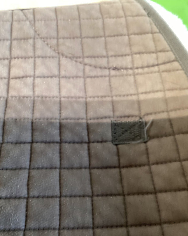 English Saddle Pad – Back on Track, Grey (Faded) | Used