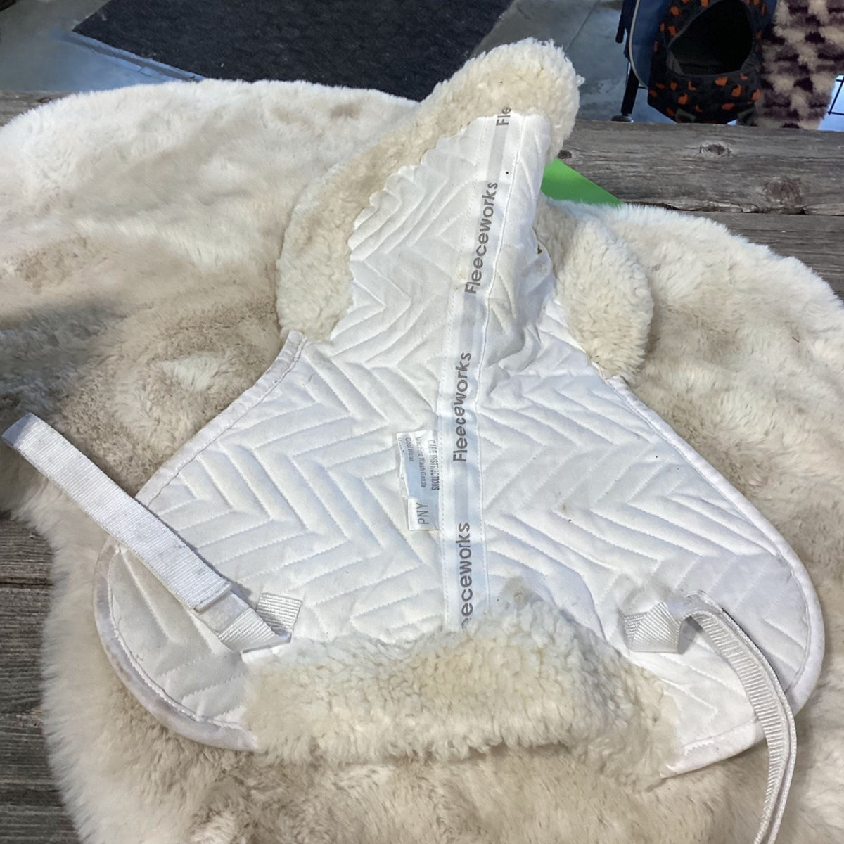 English 1/2 Saddle Pad – White, Pony | Used