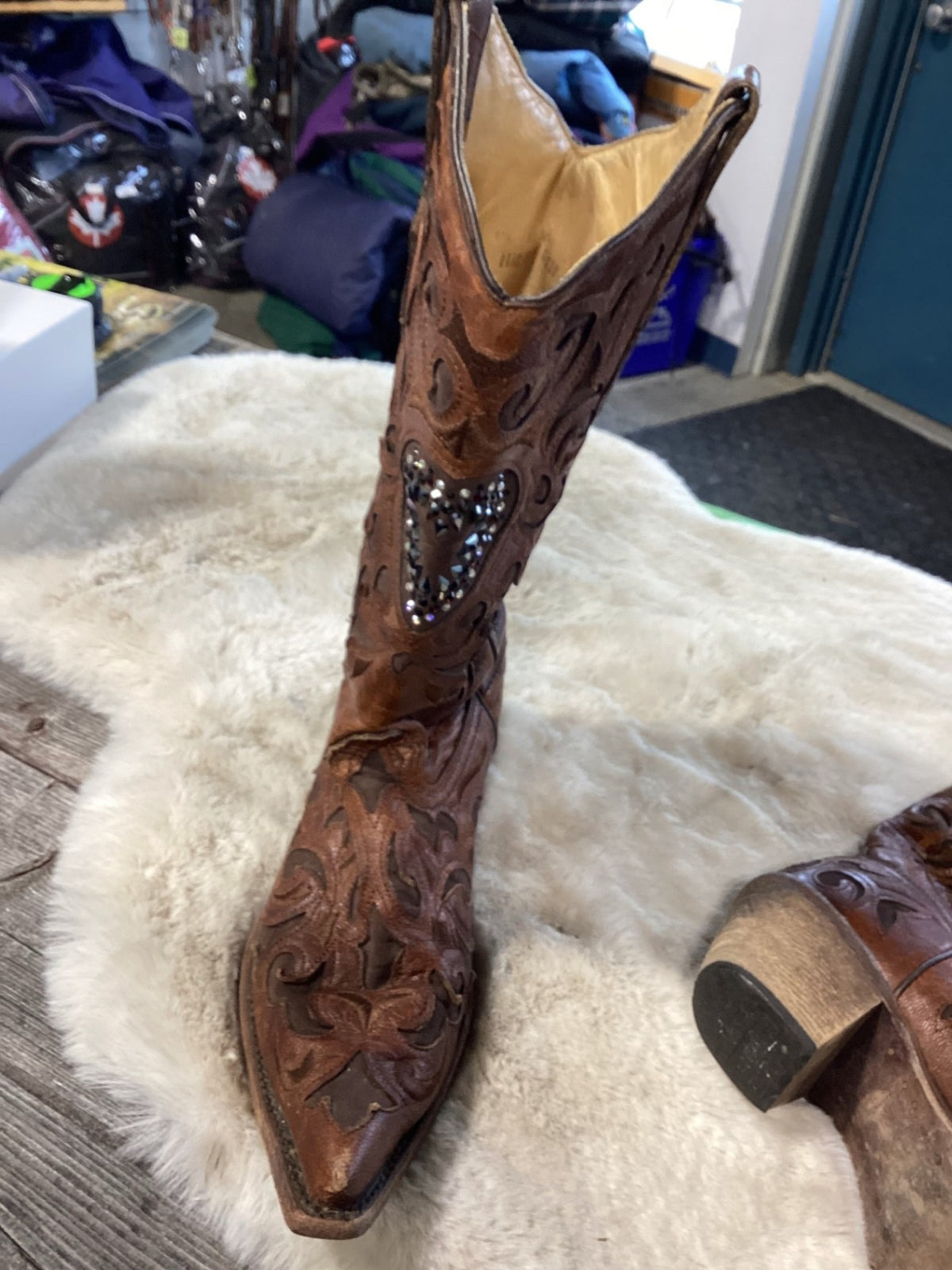 Cowboy Boots – Heart Bling, Size 10 | Used