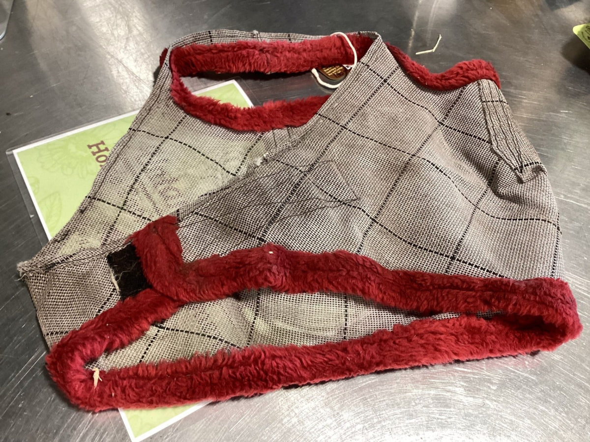 Fly Mask – Red Border | Used