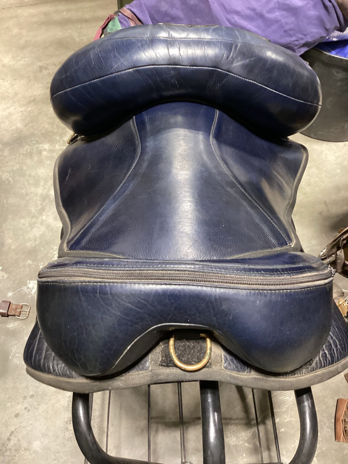Treeless Saddle – Torsion, Blue S14" G6" with Girth | Used