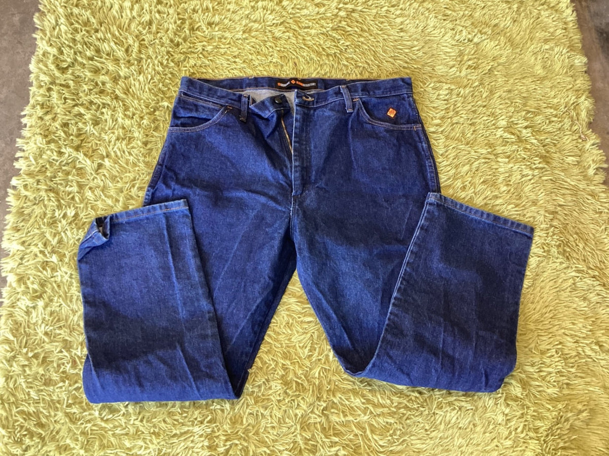 Jeans – Wrangler FR, 40 x 30 | Used