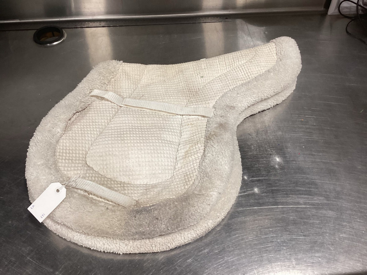 English 1/2 Saddle Pad – White | Used