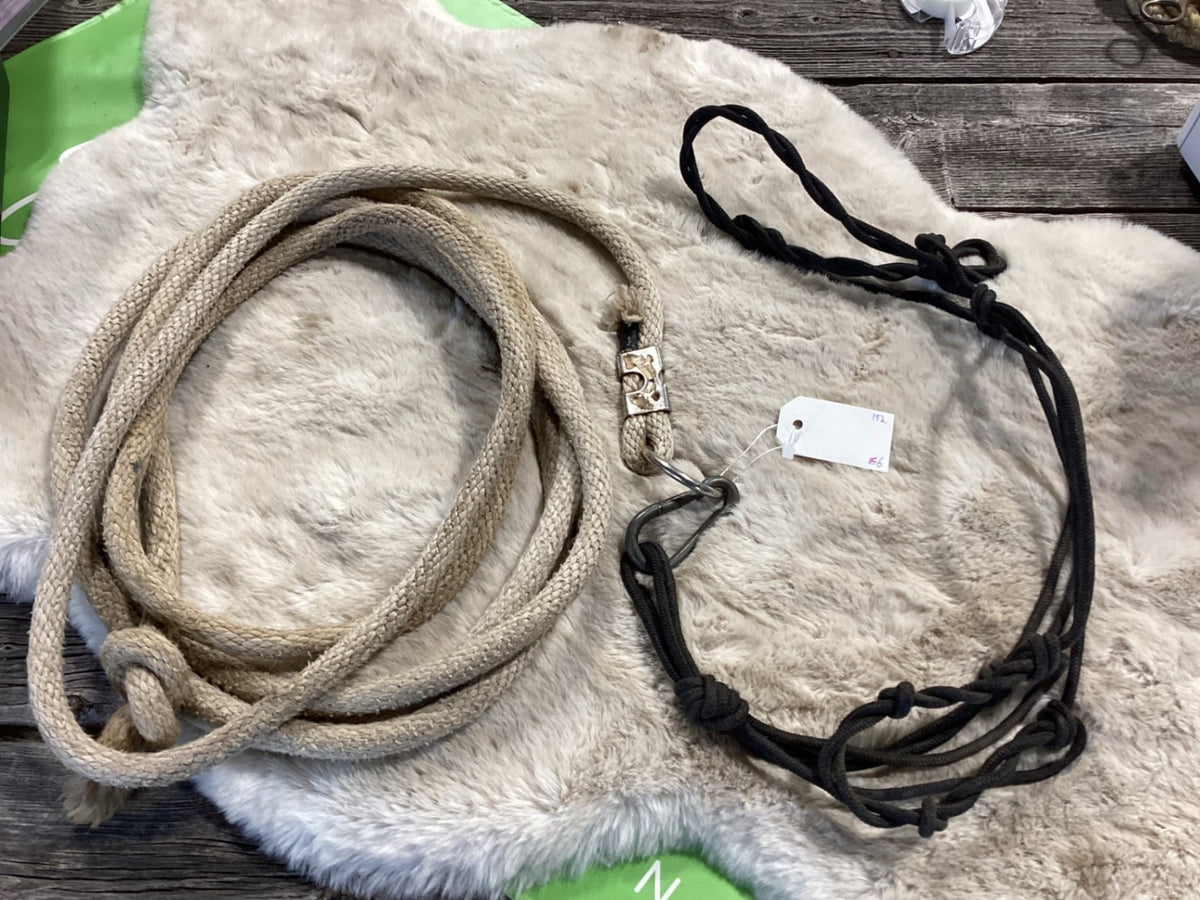 Halter – Rope, Black with White Lead (A) | Used