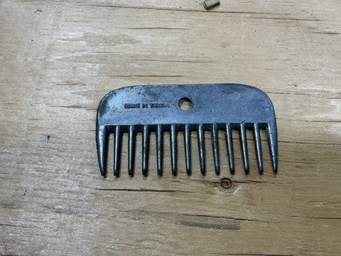 Comb (A) | Used