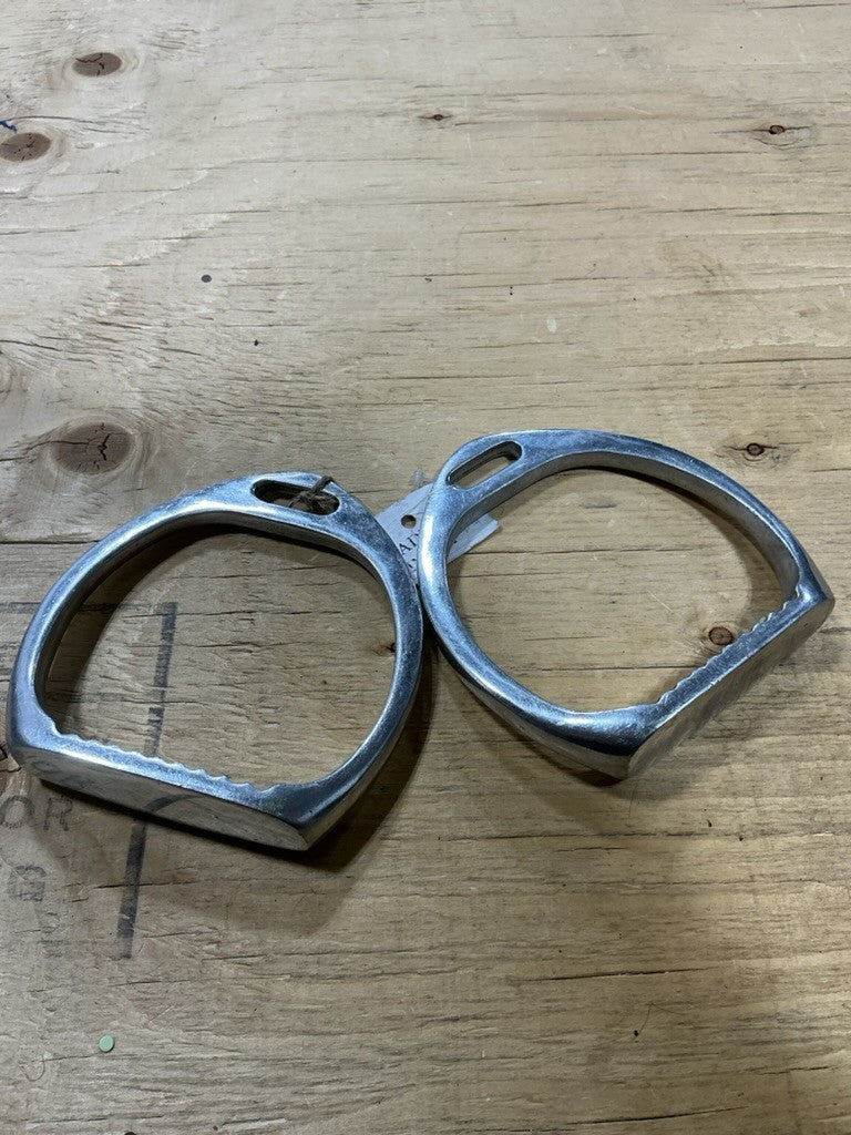 English Stirrups (D) | Used