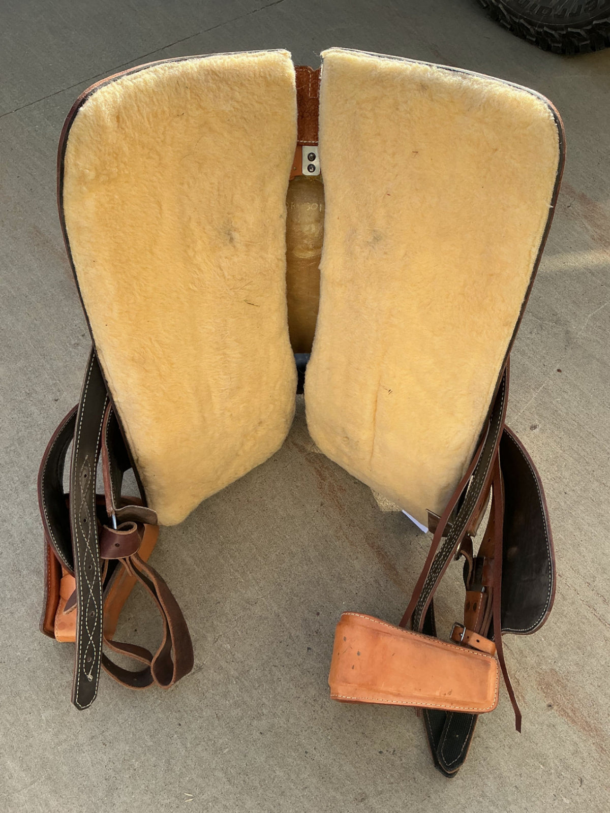 Western Saddle S16" Ortho Flex 