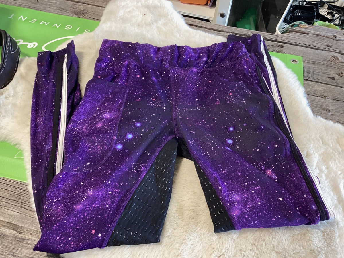 English Breeches – Pony Macaroni x Dapple Bay Full Seat, Purple/Black, Large | Used