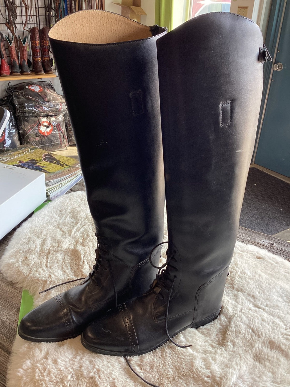 English Riding Boots – Amazonas, 9W | Used, Very Good