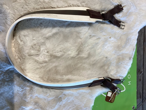 English Girth – Show, Cut Back, 44" | Used
