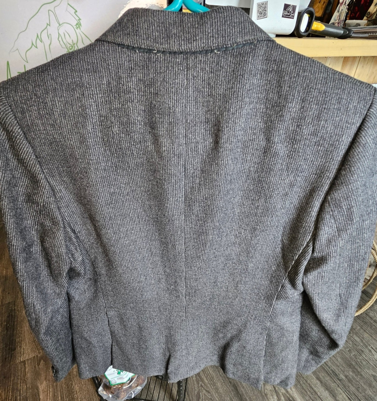 English Show Jacket – Classic 100, Grey Wool, Adult Small | Used
