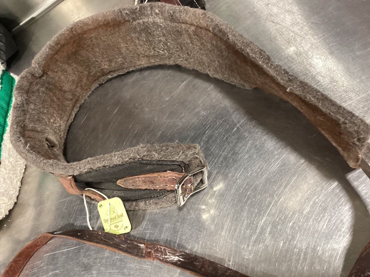 Neck Sweat – Felt (B) | Used