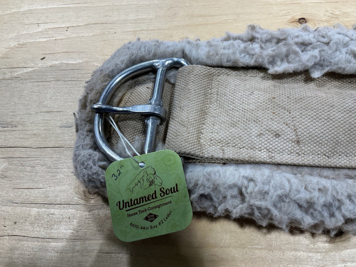 Western Cinch – Fleece, 32" | Used