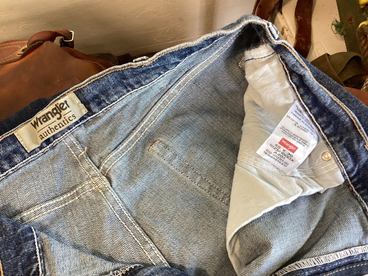 Jeans – Wrangler Authentics, 40x30 | Used
