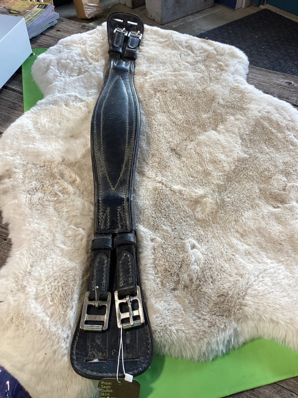 English Girth – JH Sinclair Dressage, 32" | Used