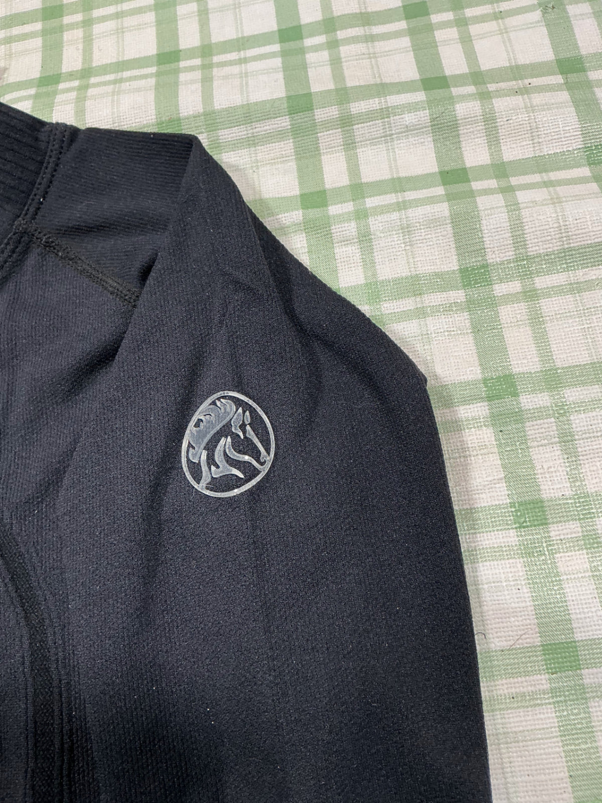 long sleeve black shirt 