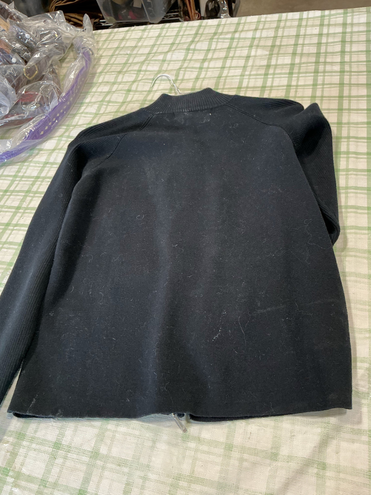 sweater zip up black medium 