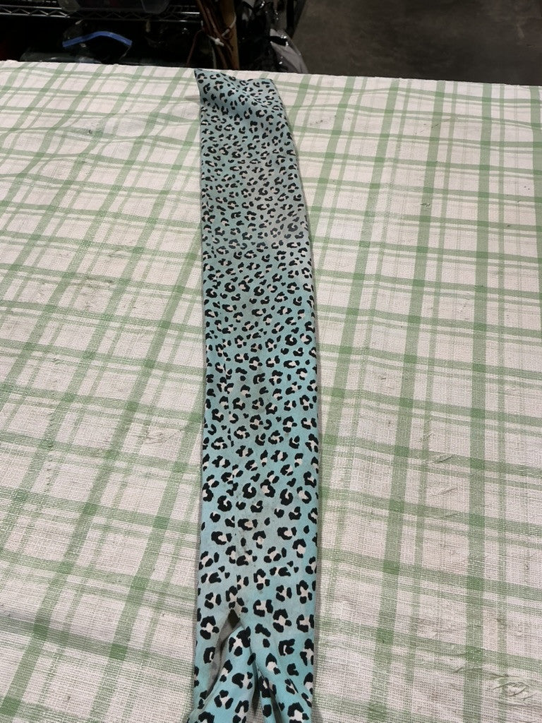 tail bag blue leapord print