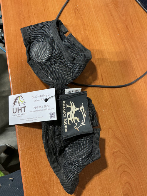 Bell Boots – Alliance Equine, Magnetic Weighted, Black, Small to Medium (Est.) | Used, Very Good