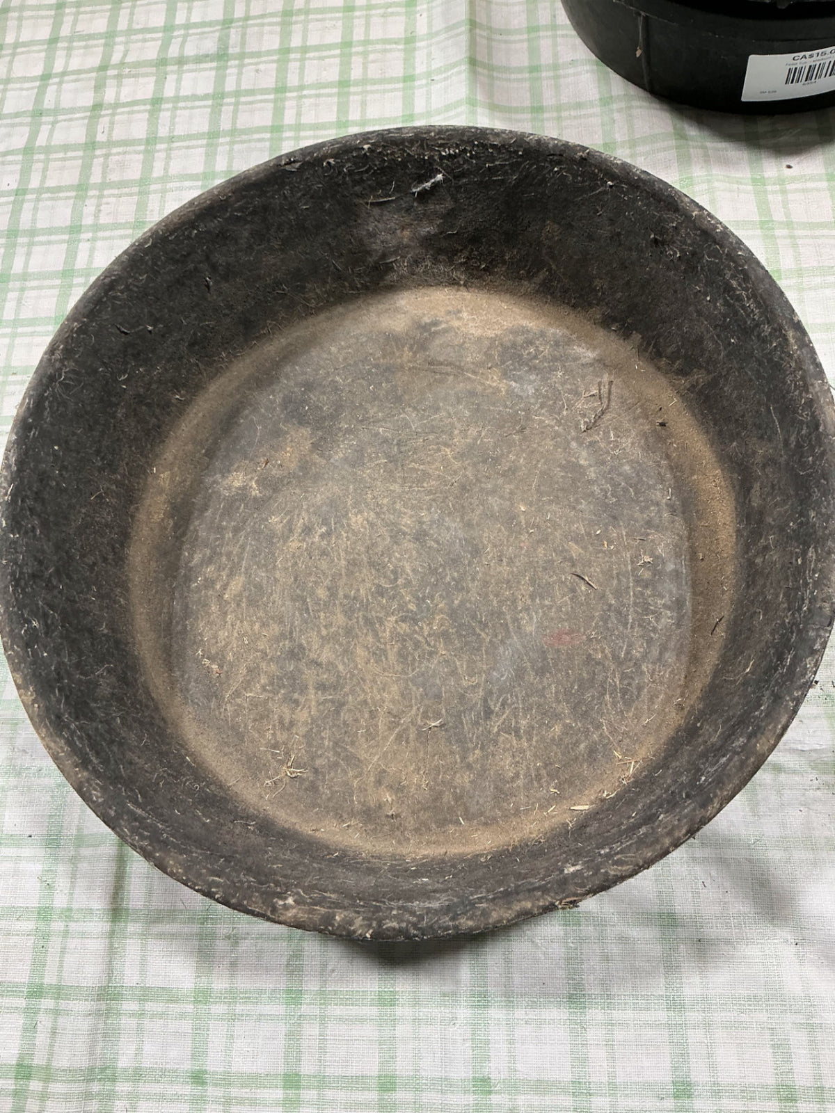Feed Tub – Medium/Large | Used