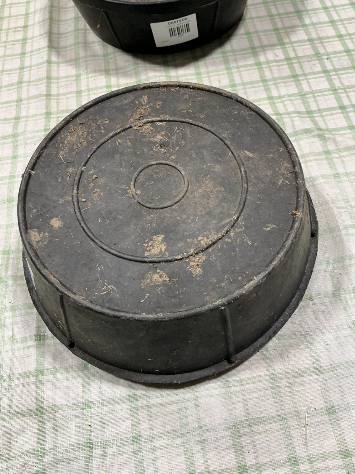 Feed Tub – Large | Used, Good