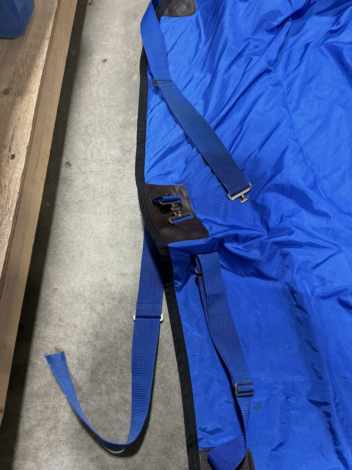 stable sheet 82" blue 