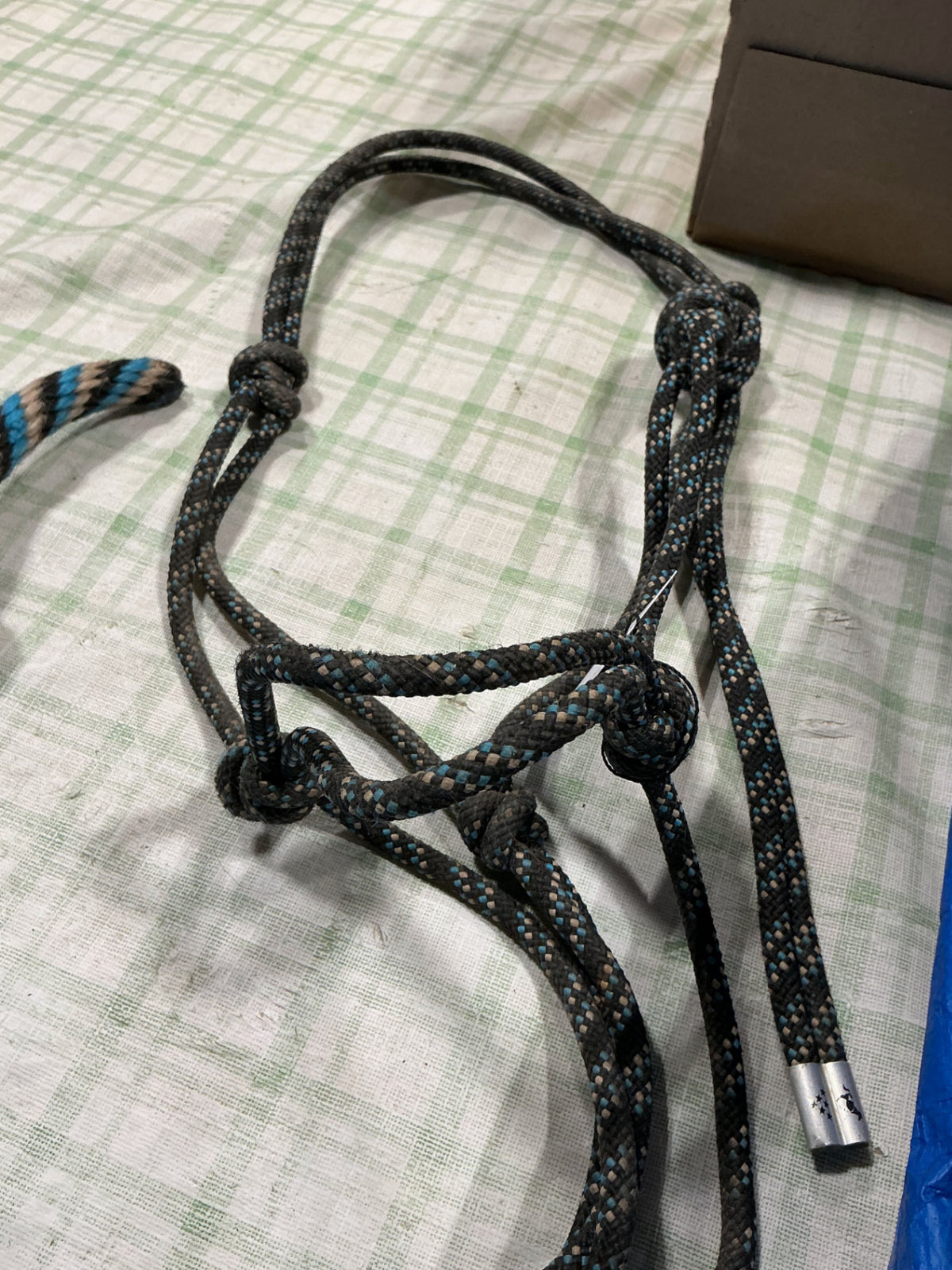 halter rope 