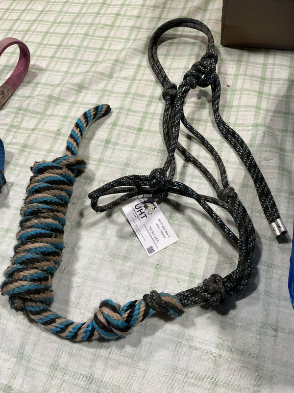 Halter – Rope, Black & Blue, Horse Size with lead| Used, Good