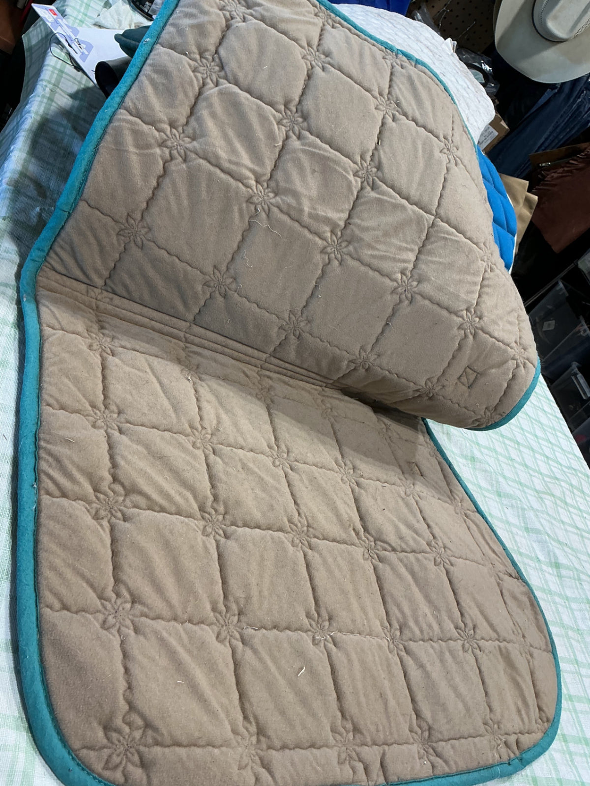 english saddle pad23x18