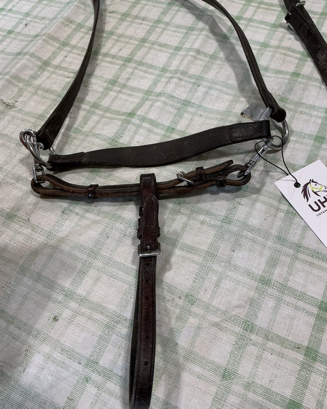 english breast collar 