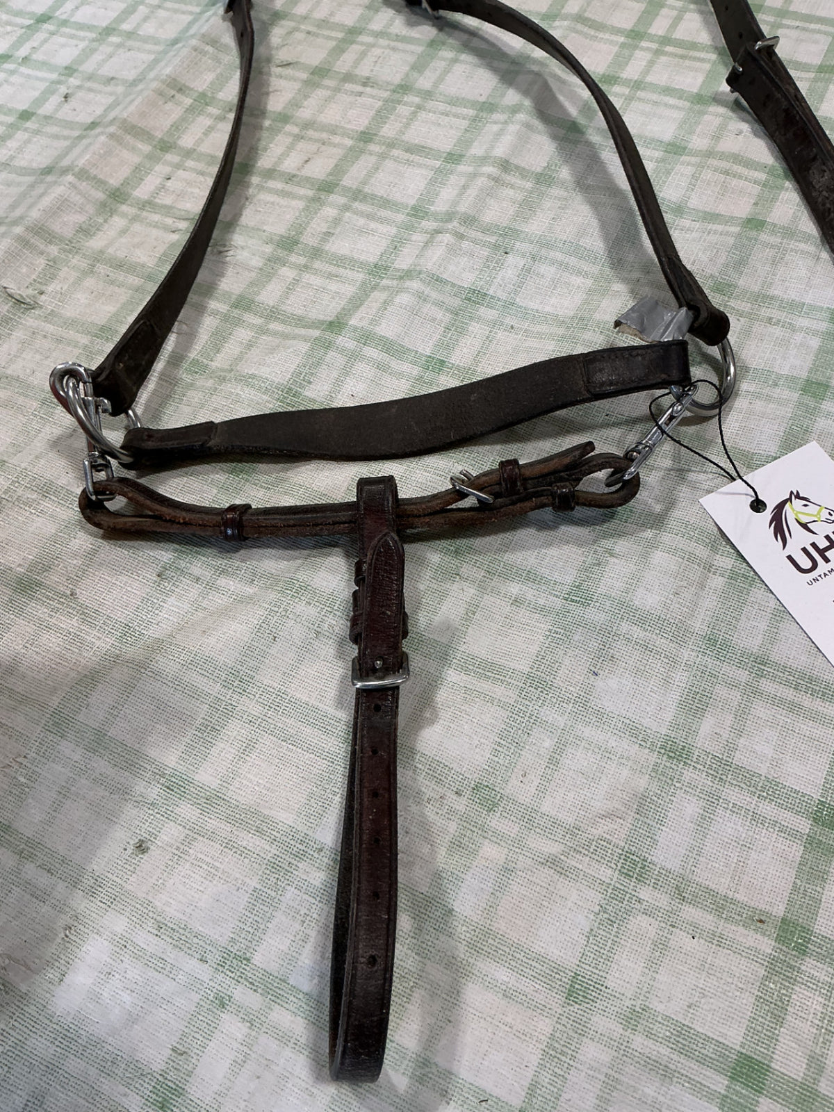 english breast collar 